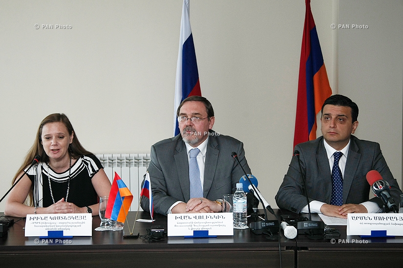 Правительство России предоставило Армении мобильную клинику для диагностики ВИЧ-СПИД инфекций