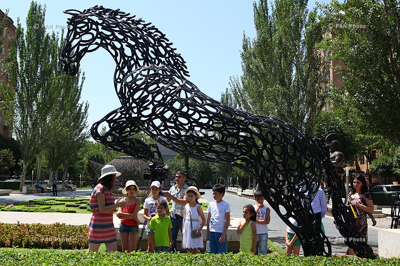  Summer Sculpture Garden Educational Program lauches