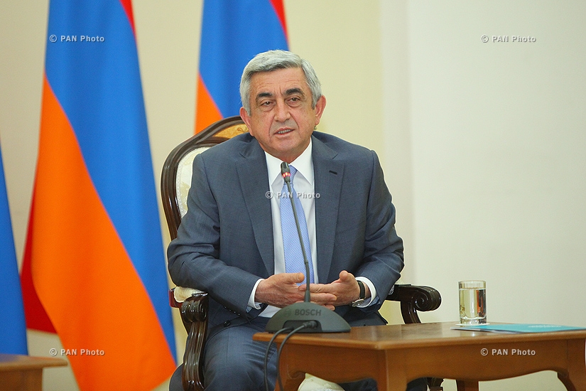 President Serzh Sargsyan meets with Light found scholarship receivers