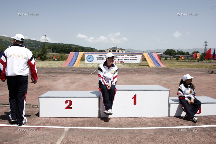 В Цахкадзоре состоялся финальный тур соревнований «Лучшая спортивная семья-2014»