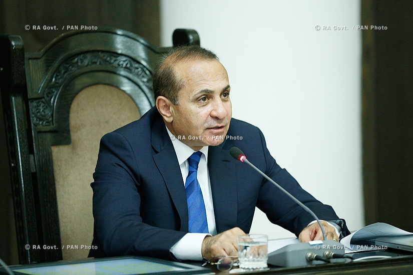 RA Govt.: PM Hovik Abrahamyan receives participants of “Diaspora Summer School”
