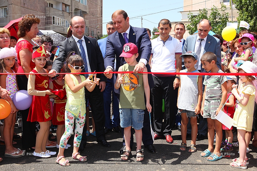 Yerevan Mayor Taron Margaryan vists Administrative district Avan