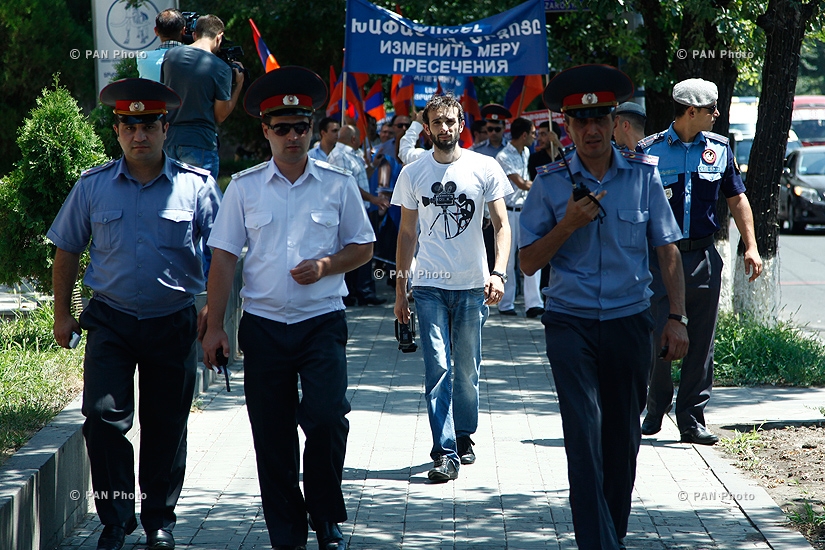 March in support of businessman Levon Hayrapetyan
