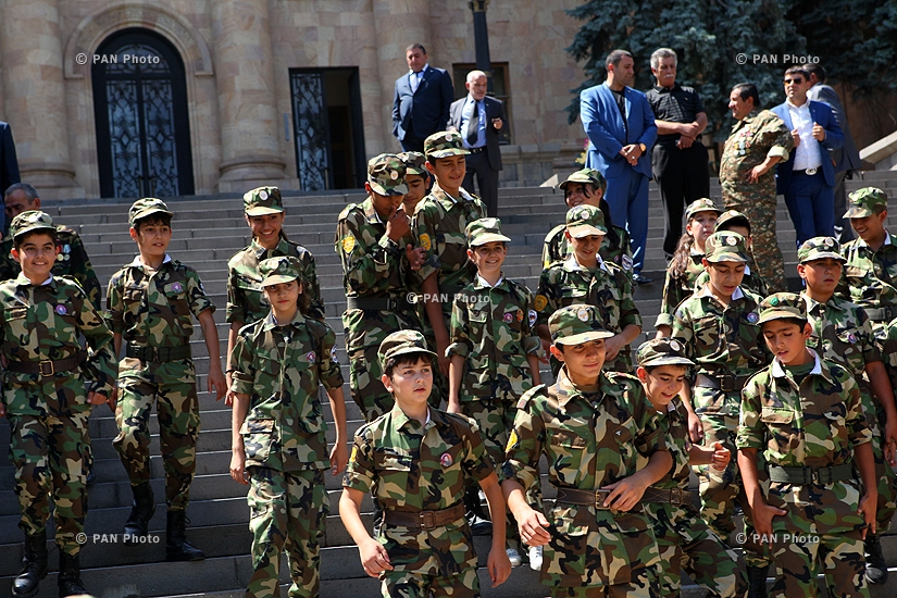 Artsakh war veterans' children and young yerkrapahs in National Assembly yard