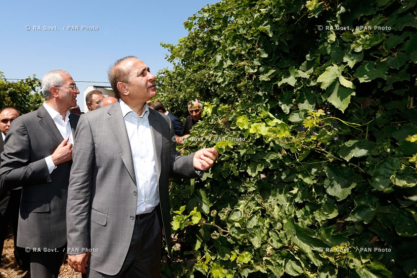Правительство РА: Рабочий визит премьер-министра Овика Абрамяна в Армавирскую область