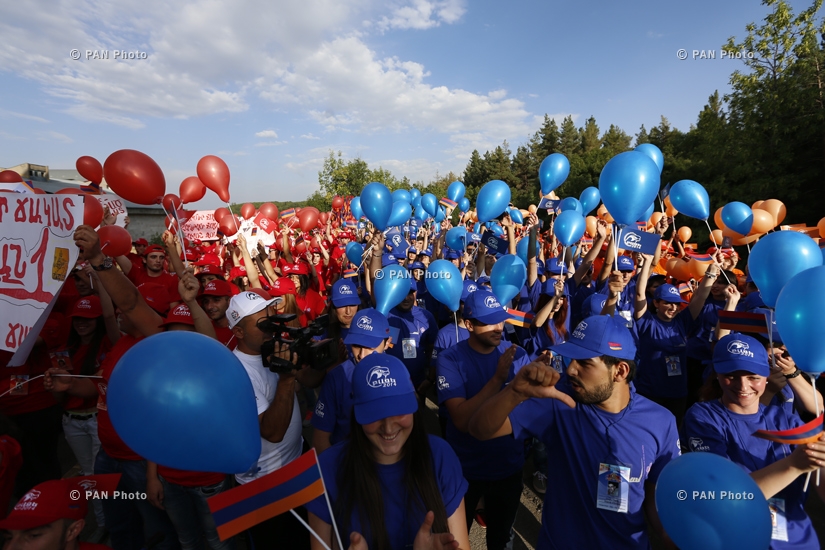 В Цахкадзоре стартовал всеармянский молодежный сбор «Базе-2014»