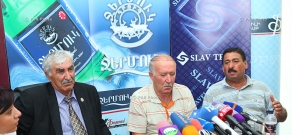Пресс-конференция главы езидской общины в Армении Азиза Тамояна и шейха езидов Бро Асаняна