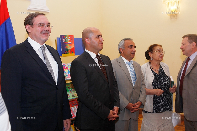 Event, dedicated to republishing and transfer of books of Russian language and literature for Armenian schools
