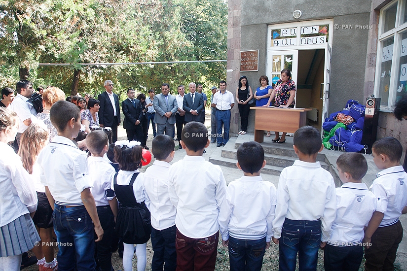 Министр сельского хозяйства Серго Карапетян посетил школу общины Айгепар