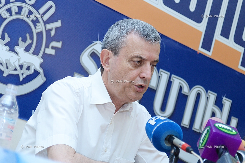 Press conference of Chairman of the National Assembly's Standing Committee on Financial-Credit, Budgetary and Economic Affairs Gagik Minasyan