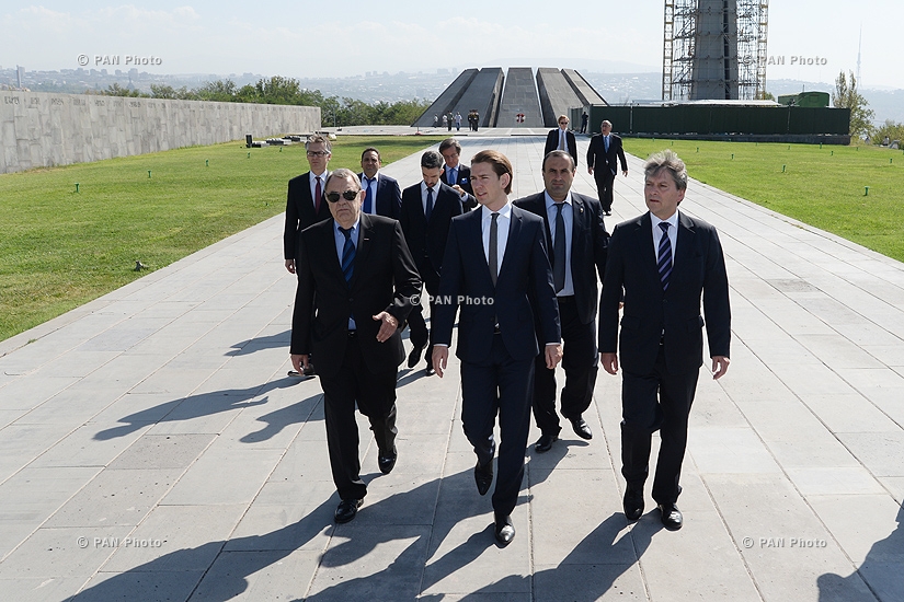 Министр иностранных дел Австрии Себастьян Курц посетил мемориальный комплекс Цицернакаберд