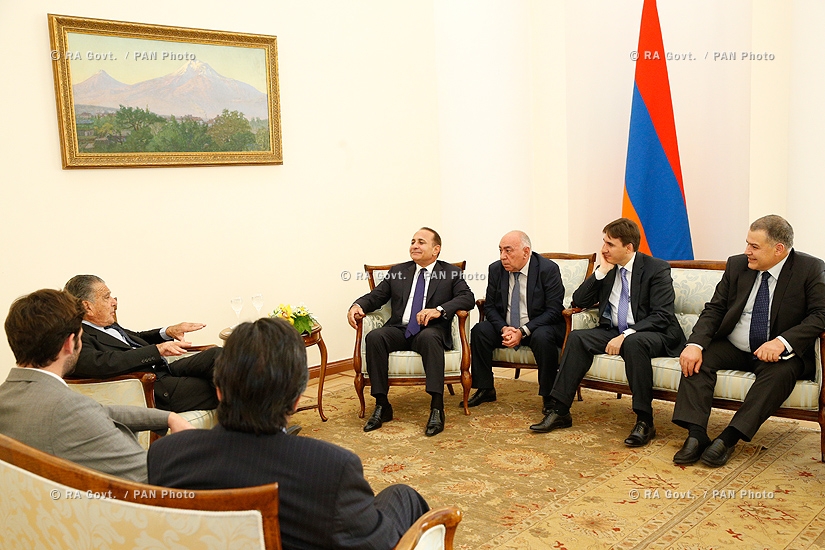 RA Govt.: PM Hovik Abrahamyan receives Argentine-Armenian Businessman Eduardo Eurnekian