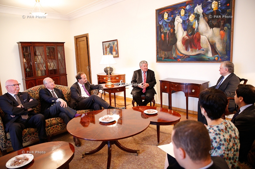 Armenian Foreign Minister Edward Nalbandyan receives the parliamentary delegation from France