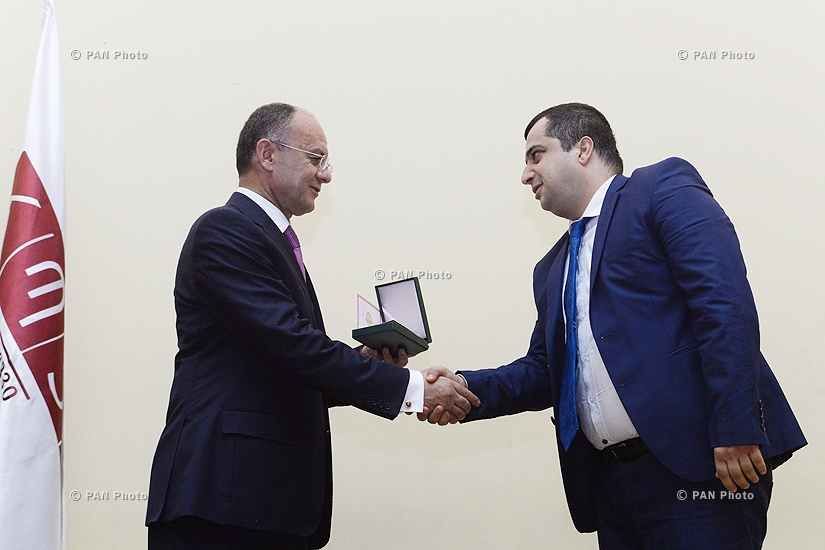 Armenian Defense Minister Seyran Ohanyan visits Armenian State University of Economics (ASUE) 