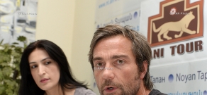 Press conference of Renowned fine artist and photographer David Robesson