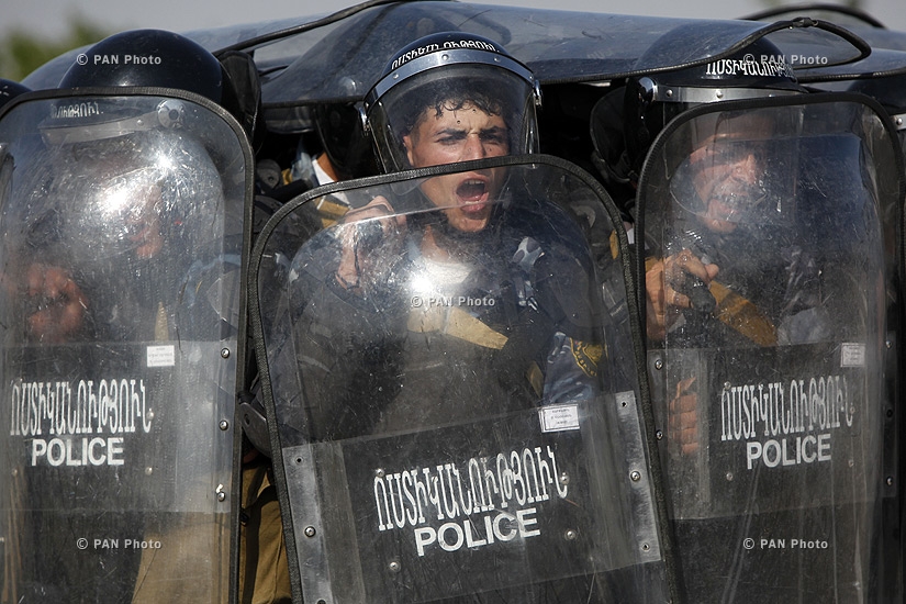 Подразделения Полиции и полицейские войска Армении провели командно-штабные учения 