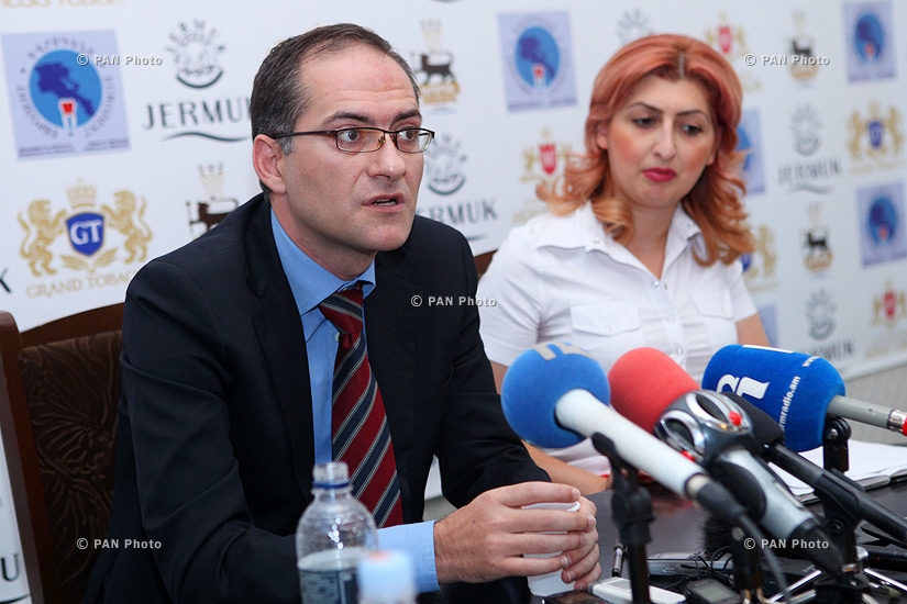 Press conference of Armenian National Congress spokesperson Arman Musinyan