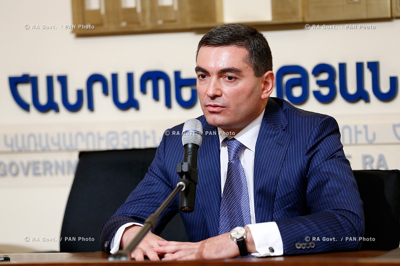 Пресс-конференция заместителя министра финансов Армении Вахтанга Мирумяна