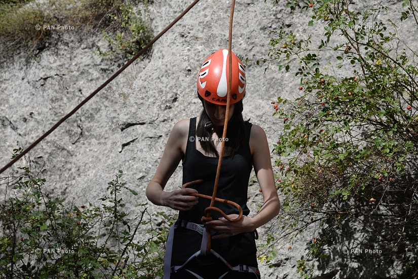Rock climbing in Hell's Gorge