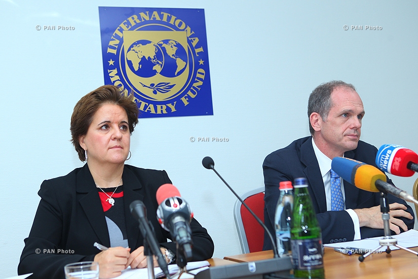 Пресс-конференция представителя МВФ в Армении Терезы Дабан Санчес и руководителя армянской миссии МВФ Марка Хортона