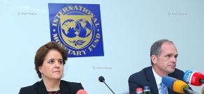Пресс-конференция представителя МВФ в Армении Терезы Дабан Санчес и руководителя армянской миссии МВФ Марка Хортона