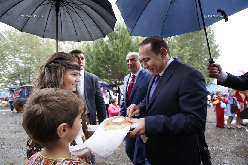 Правительство РА. Премьер Овик Абрамян поцетил винодельческую общину Армении – Ринд