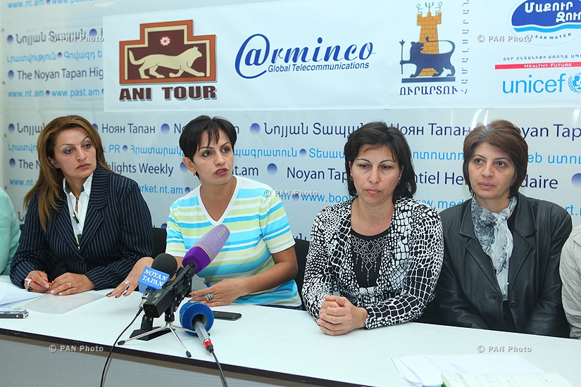 Press conference of Shant Harutyunyan's wife and son and the relatives of the  other prisoners