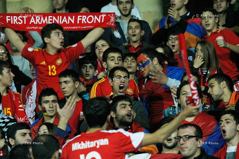 Армения - Сербия футбольный матч. Отборочный матч  Евро-2016
