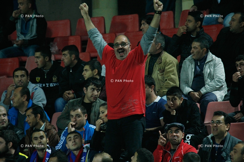 Армения - Сербия футбольный матч. Отборочный матч  Евро-2016