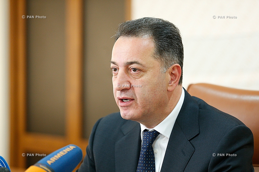 Пресс-конференция Министра Экономики Армении Карена Чшмаритяна