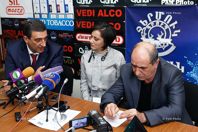 Press conferenc eof Vardan Ayvazyan and Garnik Isagulyan