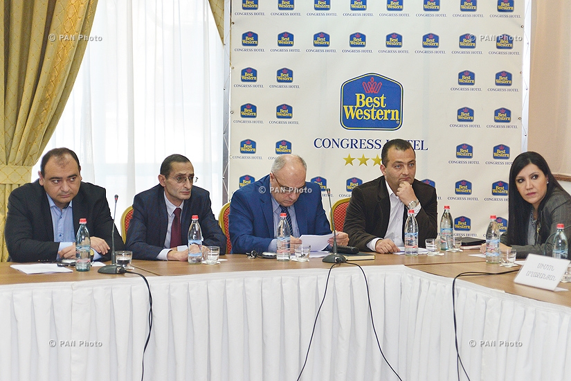 Presentation of report on Armenia's transition from analogue to digital broadcasting