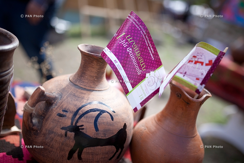 Первый фестиваль Арцахского вина  в селе Тох Гадрутского района