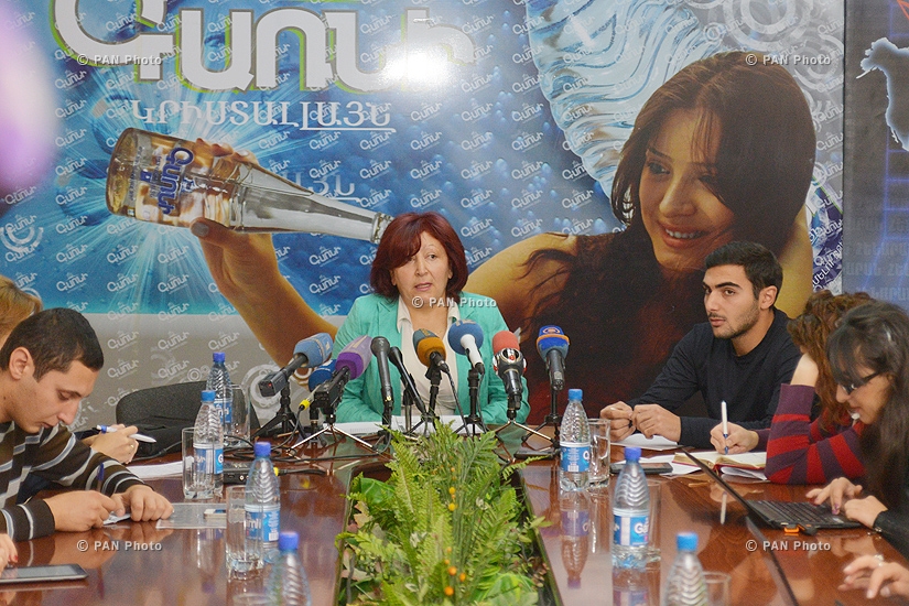Press conference of representative of the Armenian meteorological service Zaruhi Petrosyan