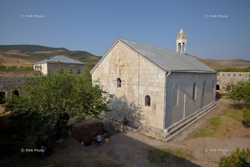 Республика Арцах: Монастырский комплекс Амарас, Мавзолей Св. Григориса (IV век)