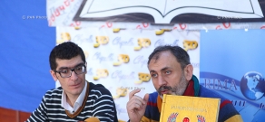 Пресс-конференция директора издательского дома «Антарес» Армена Мартиросяна и литературоведa Аркемника Никогосяна