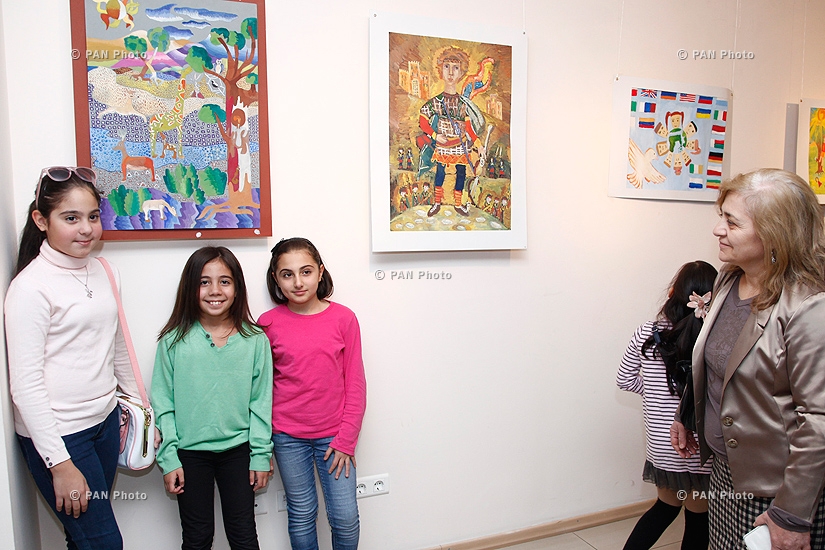 Открылась выставка-конкурс детских работ на тему «Мир без войны»