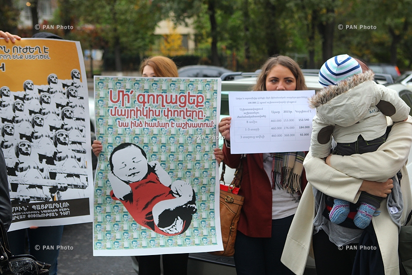 Protest action against changes in Maternity Leave Law 