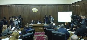 Парламентские слушания касательно законопроекта о внесении изменений и дополнений в Закон РА «О пособиях по временной нетрудоспособности»
