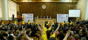 RA Govt.: Prime Minister Hovik Abrahamyan congratulates social workers on Professional Holiday
