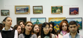 RA Gvot.: PM Hovik Abrahamyan attends opening of exhibition-contest of young artists