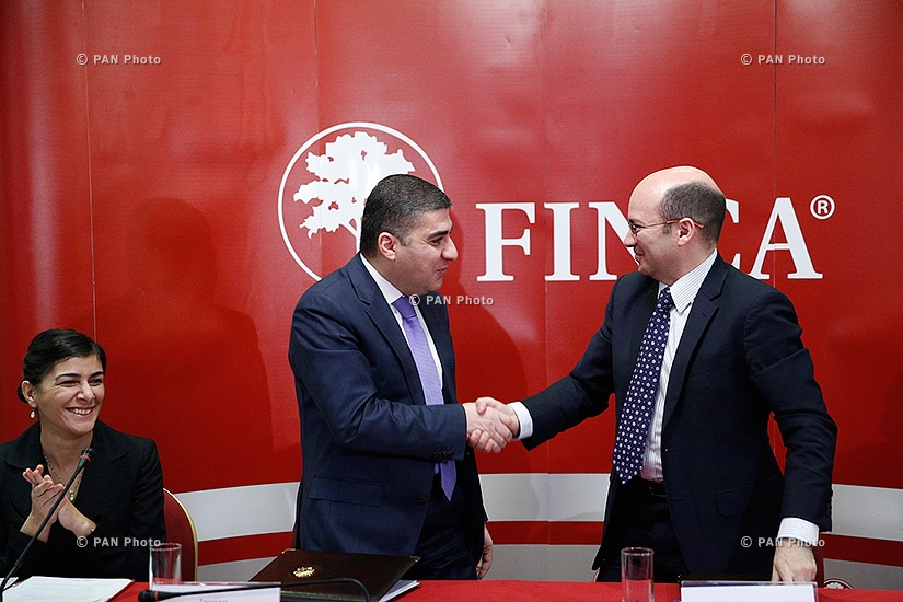 Համաշխարհային բանկի խմբի անդամ IFC-ի և «ՖԻՆՔԱ Արմենիա» ՈՒՎԿ-ի միջև երկու պայմանագրի ստորագրման արարողություն