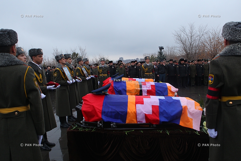 Downed helicopter crew burial at Yerablur