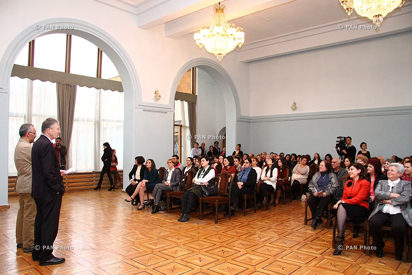 Открытие центра музейного образования и презентация европейского пособия «Продолжительное образование в музеях»