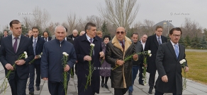 Делегация Европейского еврейского парламента (ЕЕП) посетила мемориальный комплекс «Цицернакаберд»