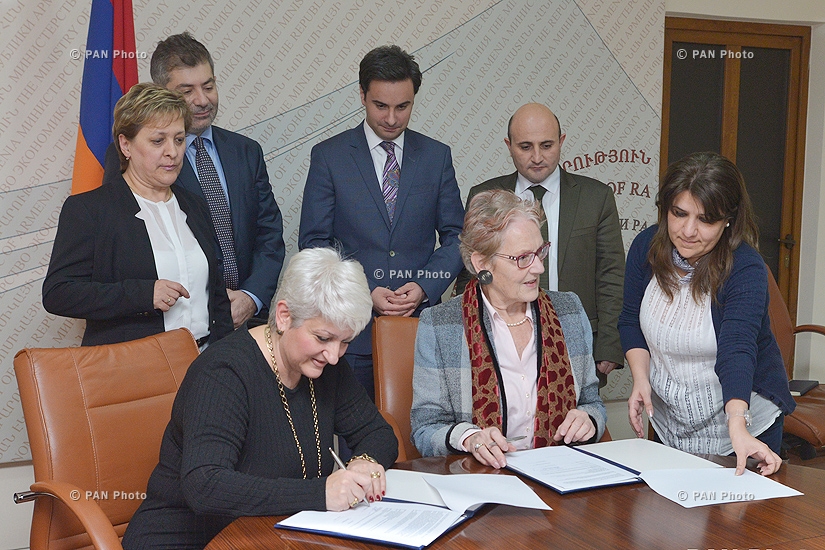 Церемония подписания соглашения Oб открытии в Ереване 3го международного образовательного центра гидов