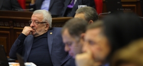 Внеочередное заседание парламента Армении