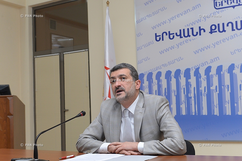 Пресс-конференция заместителя мэра Еревана Арама Сукиасяна