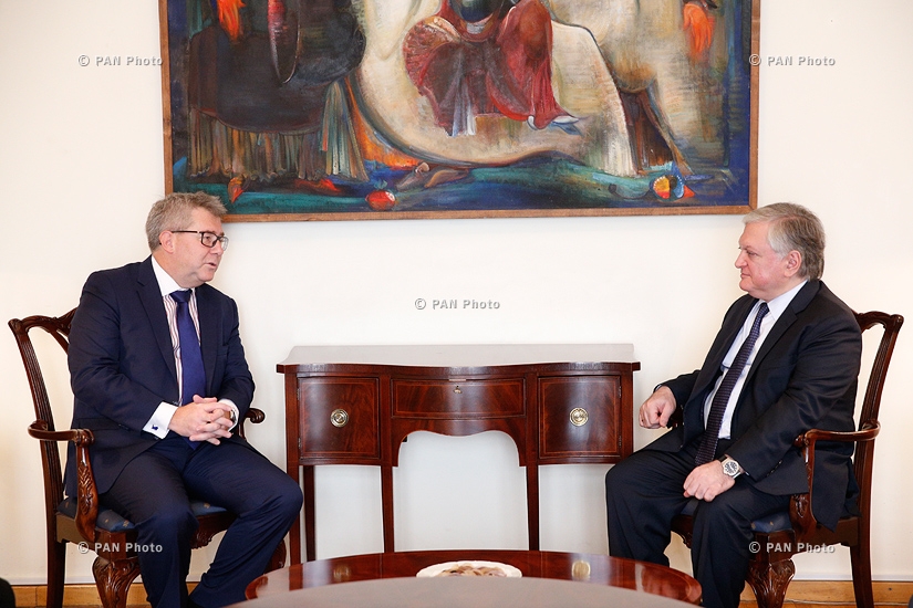 Minister of Foreign Affairs of Armenia Edward Nalbandyan receives  Vice President of the European Parliament Richard Charnetsky 