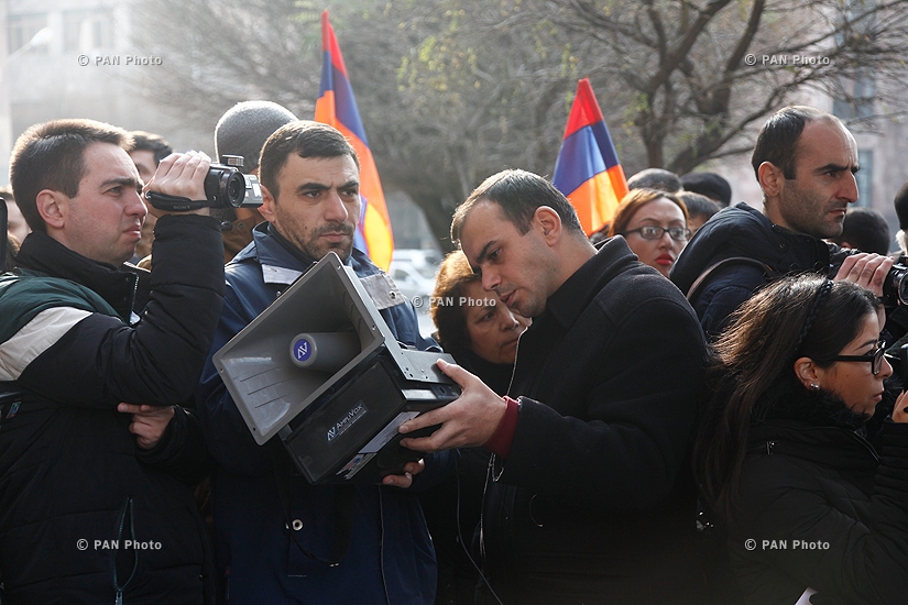 Акция против повышения цен и тяжелых социальных условий в Армении